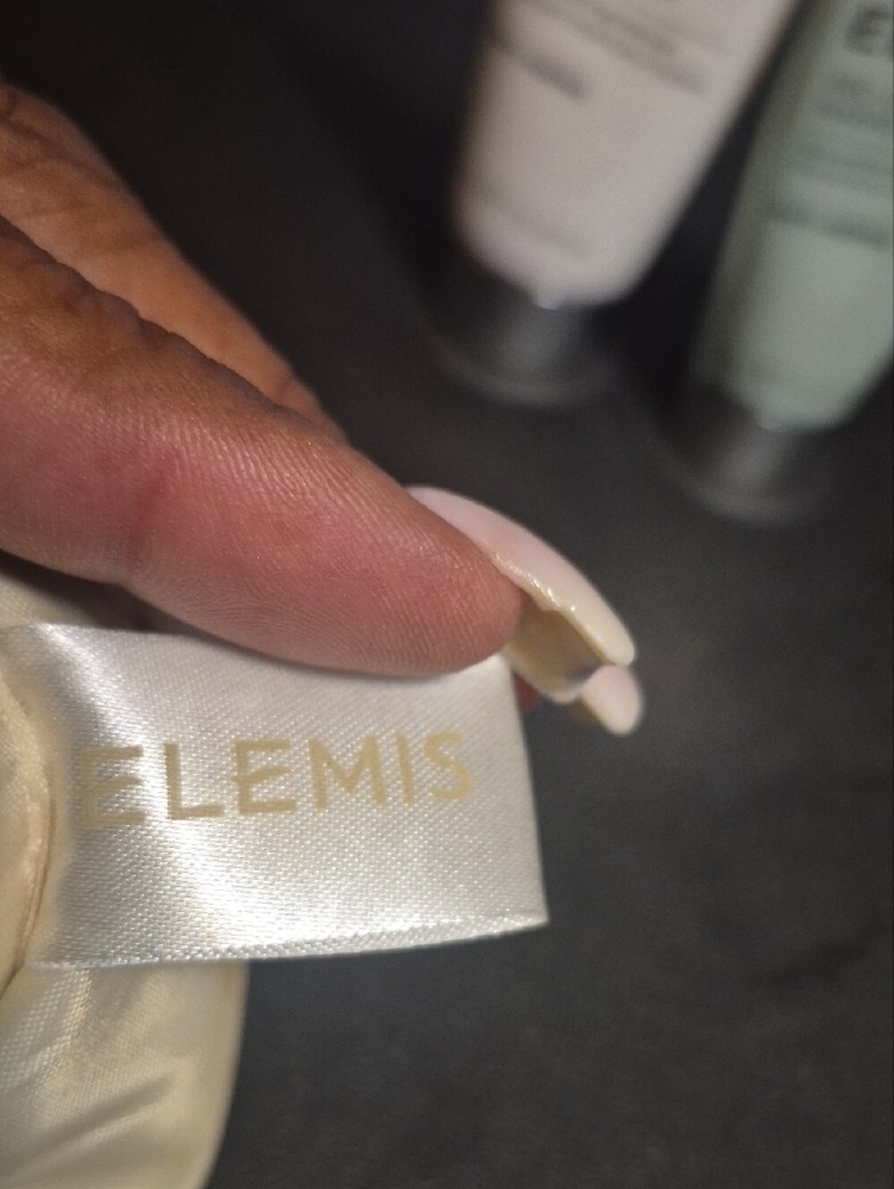 Elemis - Picture 5 of 6